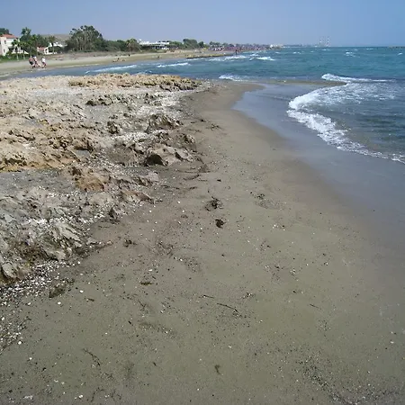Sandy Beach 26 公寓 拉纳卡